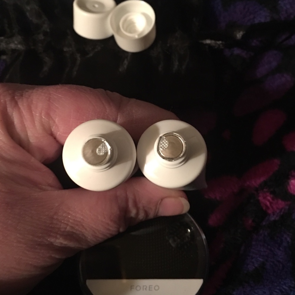 Luna Play in Midnight with Day/Night Cleansers - Picture 4 of 4